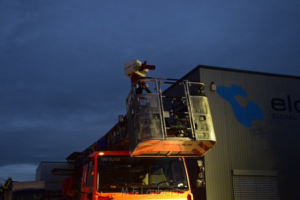 Grossbrand Halle Troisdorf Kriegsdorf Junkersring P400.JPG - Miklos Laubert